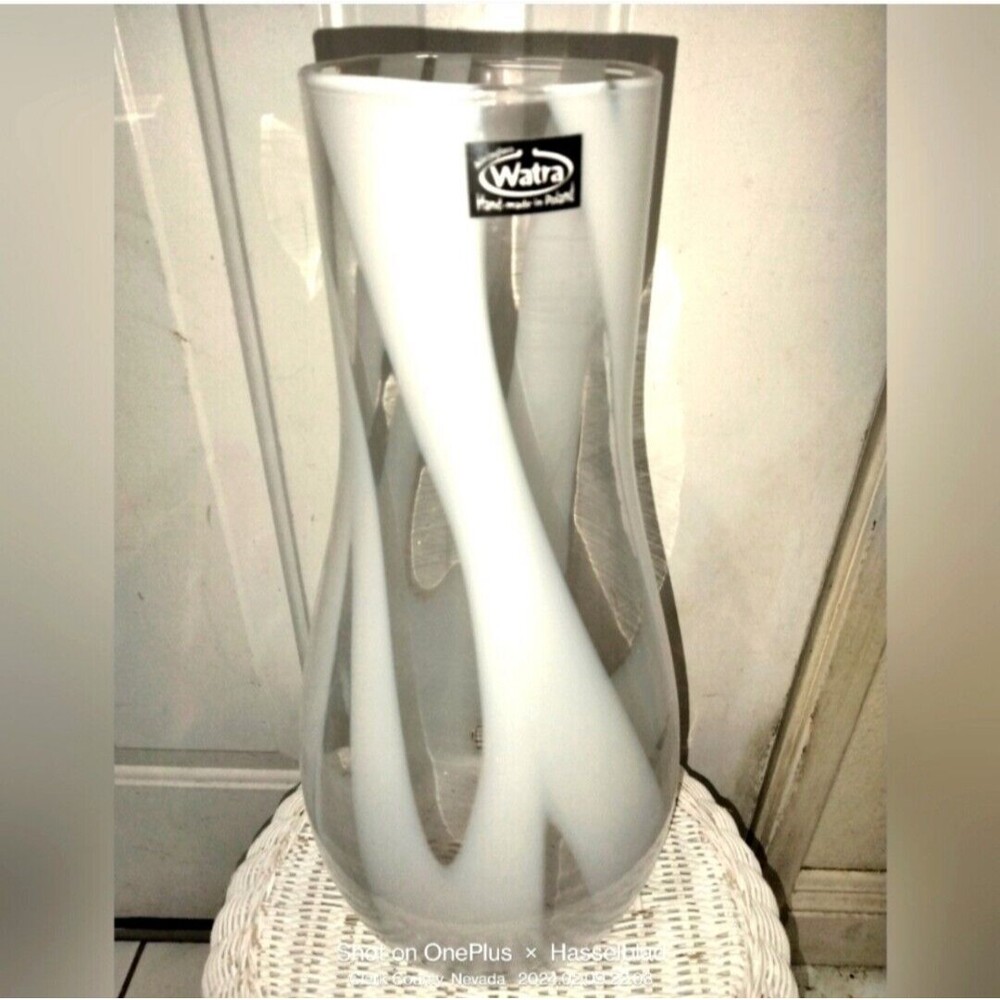 Watra Alicjaglass White Vase Handmade In Poland 11” Tall Art Glass Hand Crafted